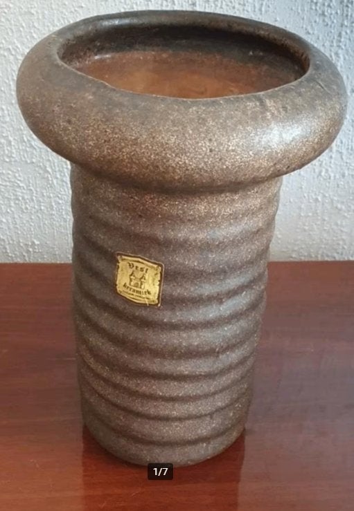 Vest keramiek Gouda mooie puntgave vaas ca 18cm hoog., Antiek en Kunst, Ophalen of Verzenden