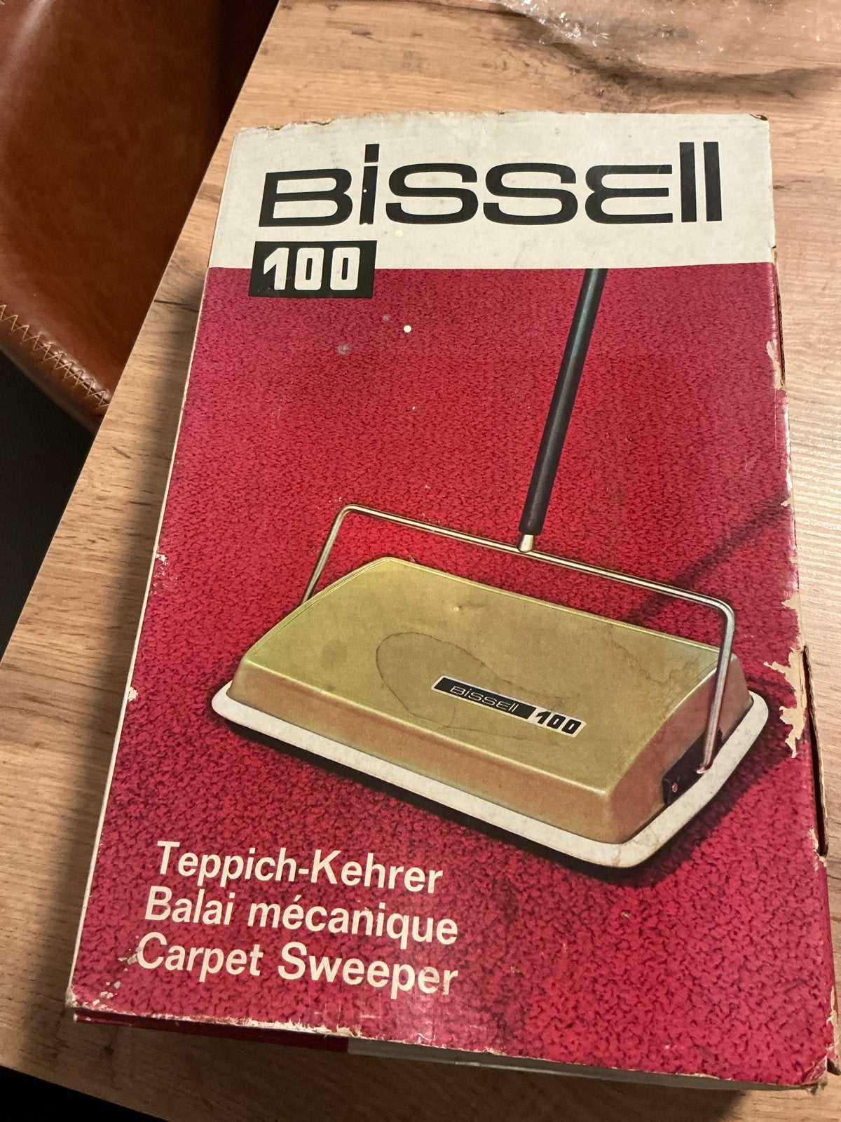 Bissell 100 Rolveger - bijna Nieuw in doos van oma, Ophalen of Verzenden, Huis en Inrichting