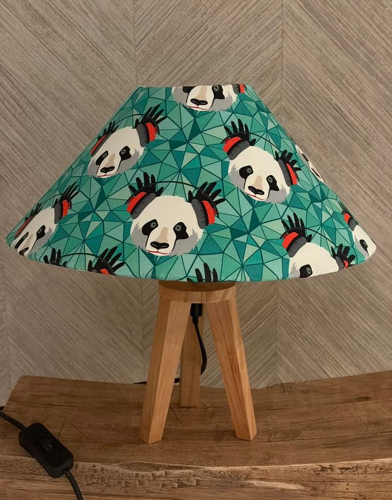 Vrolijk tafellampje met panda print, Ophalen of Verzenden, Zo goed als nieuw, Stof, Minder dan 50 cm