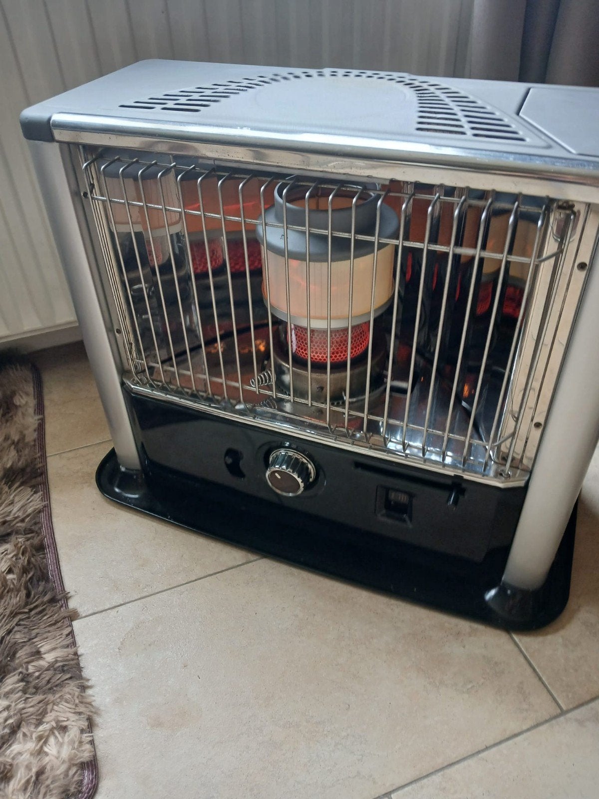 ZIBRO OLIEKACHEL, Huis en Inrichting, Kachels, Ophalen, Overige brandstoffen, Petroleumkachel, Zo goed als nieuw