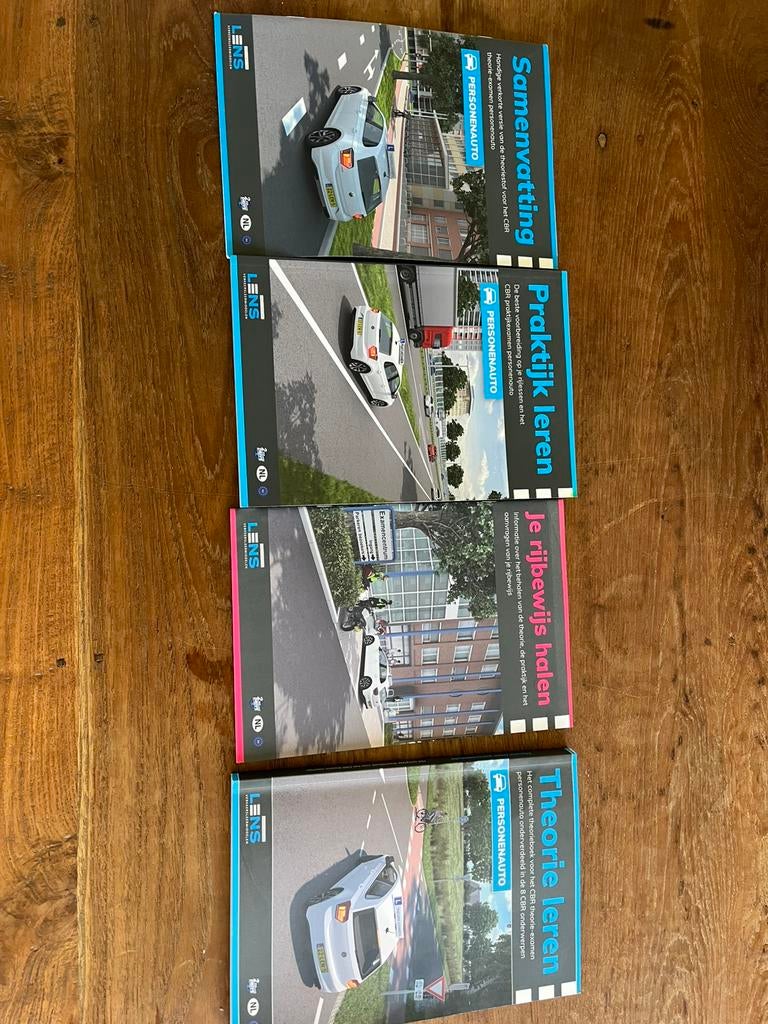 Lens verkeersleermiddelen boeken voor je auto examen, Ophalen of Verzenden, Zo goed als nieuw, Overige onderwerpen