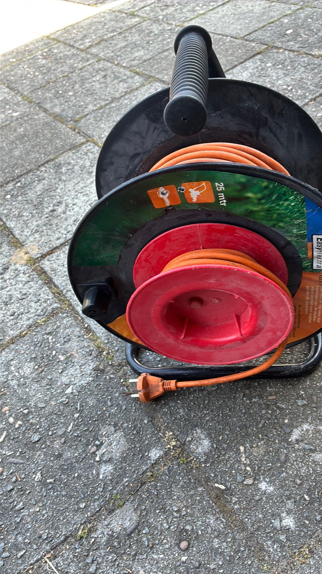 25 meter verleng / elektrakabel op haspel, Ophalen, Zo goed als nieuw, Kabel of Snoer
