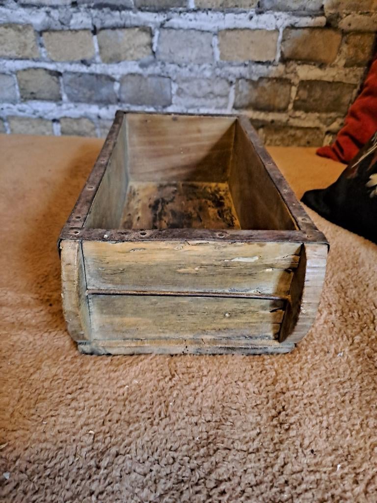 Antieke houten steenmal - Decoratieve bak, Ophalen of Verzenden