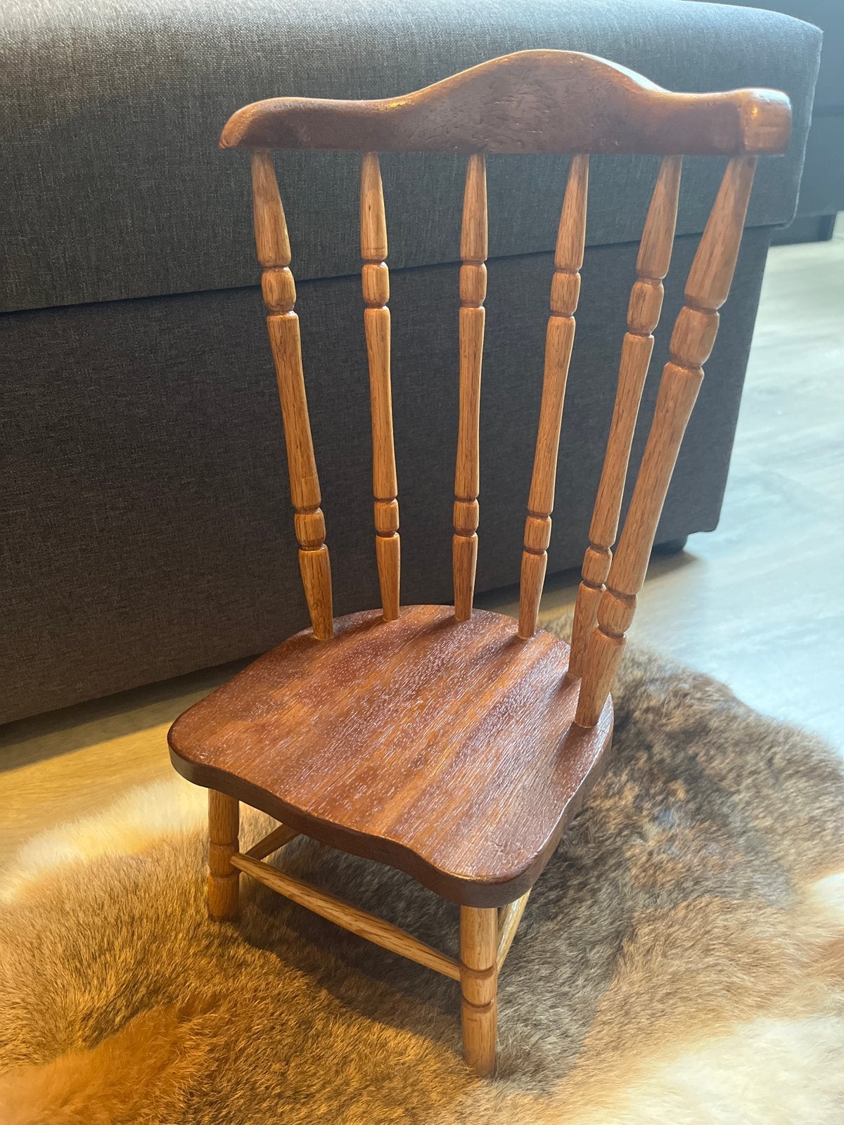 Charmante houten poppenstoeltje, Ophalen of Verzenden