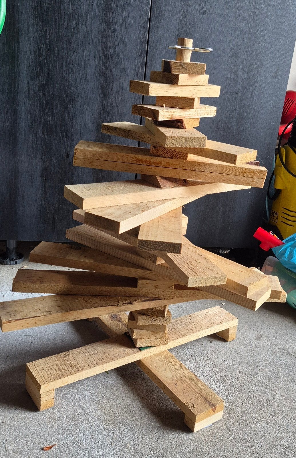 Houten toren kerst 70x60 cm, Ophalen