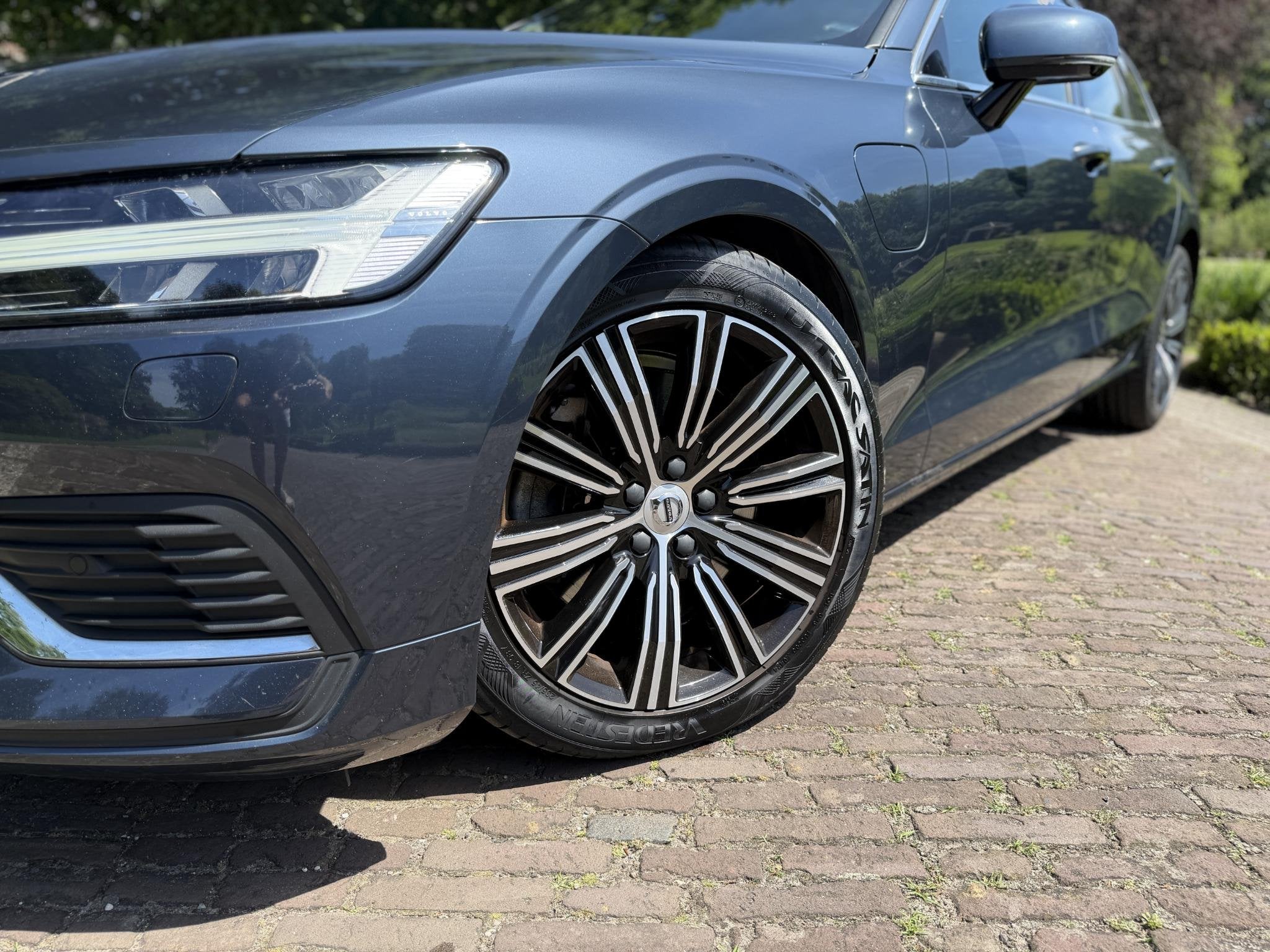 Volvo V60 2.0 T6 Twin Engine AWD Inscription | Pilot Assist, Auto's, Gebruikt, Euro 6, 4 cilinders, Blauw