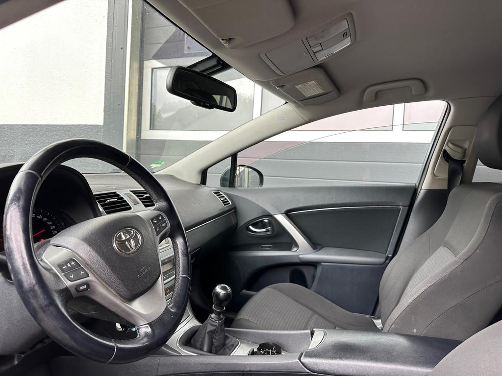 Toyota Avensis Wagon VVTi Business | AIRCO | NAVI | ALL SEAS, Auto's, Euro 5, Zwart, 4 cilinders, 132 pk