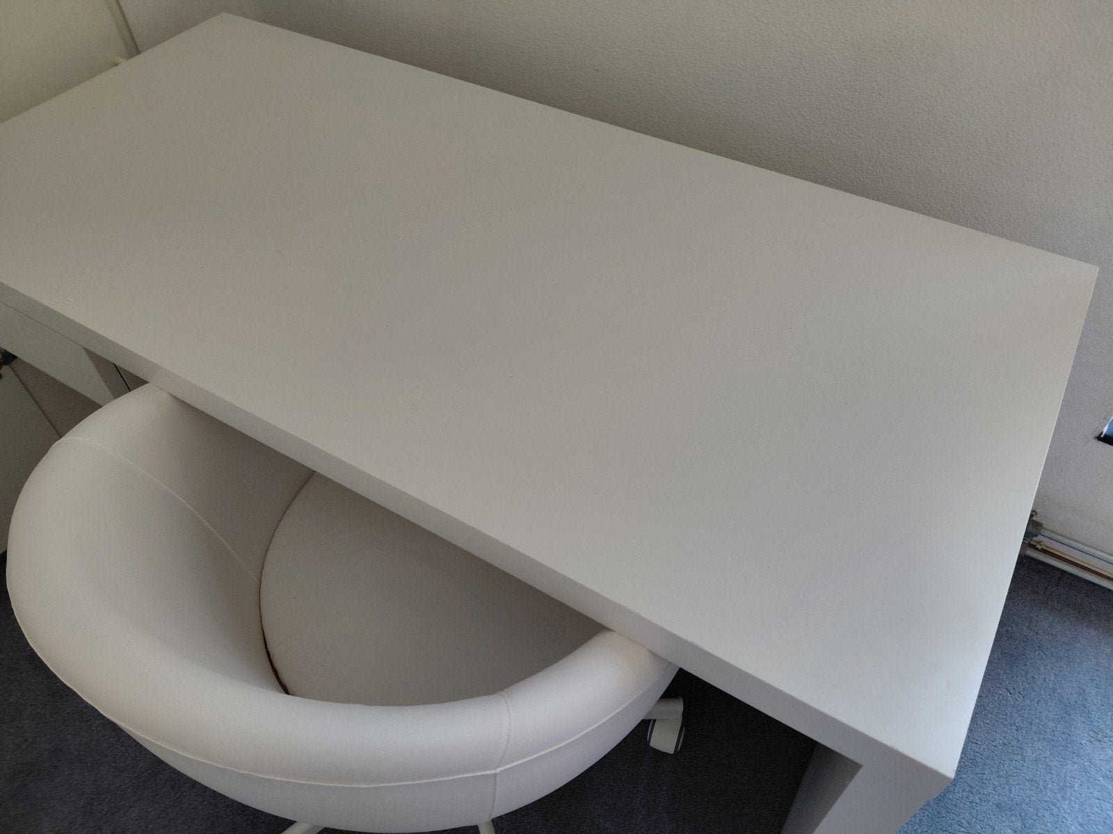 Als nieuw! Ikea Bureau Malm 140 x 65 cm, Ophalen, Zo goed als nieuw