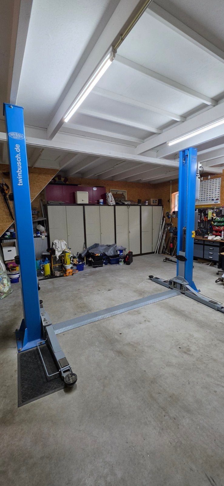 Twin Busch 2-koloms hefbrug 4.200 kg – nette staat – 230V, Auto diversen, Autogereedschap, Ophalen, Zo goed als nieuw