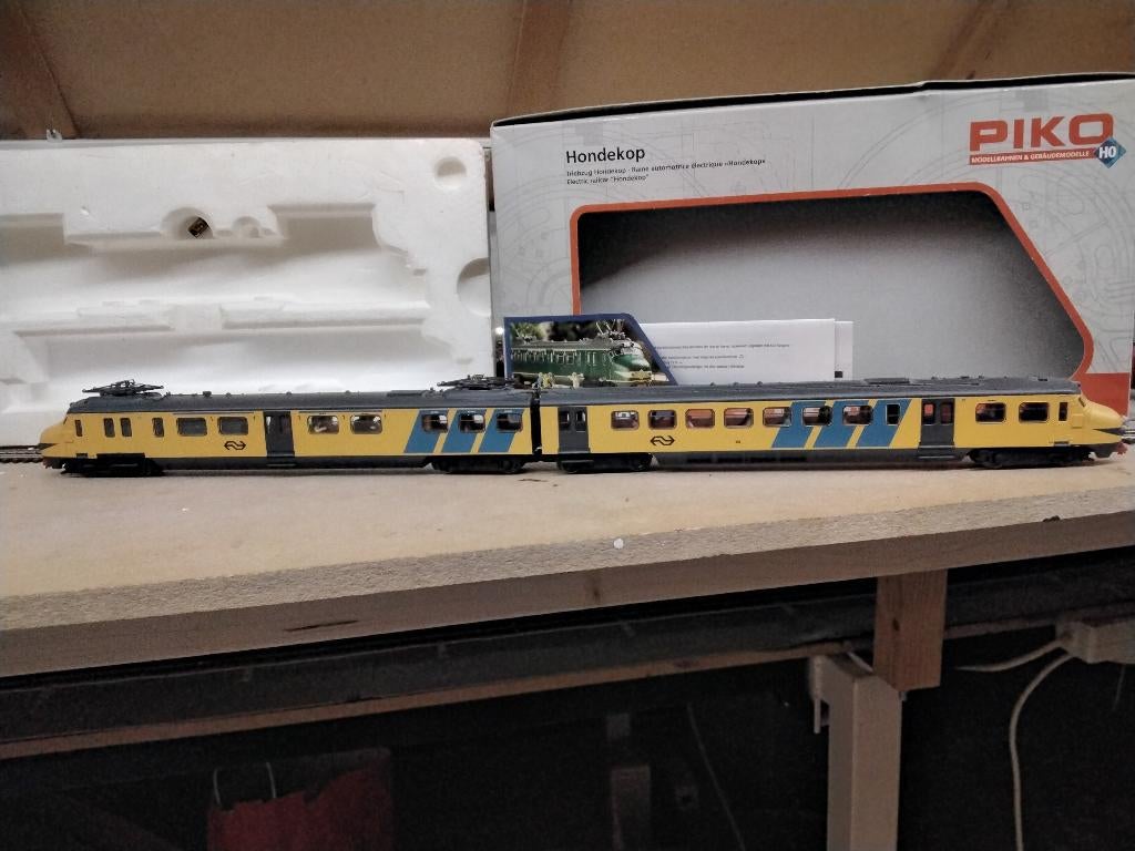 Piko hondekop geel digitaal, Gelijkstroom, Locomotief, Piko, Ophalen of Verzenden