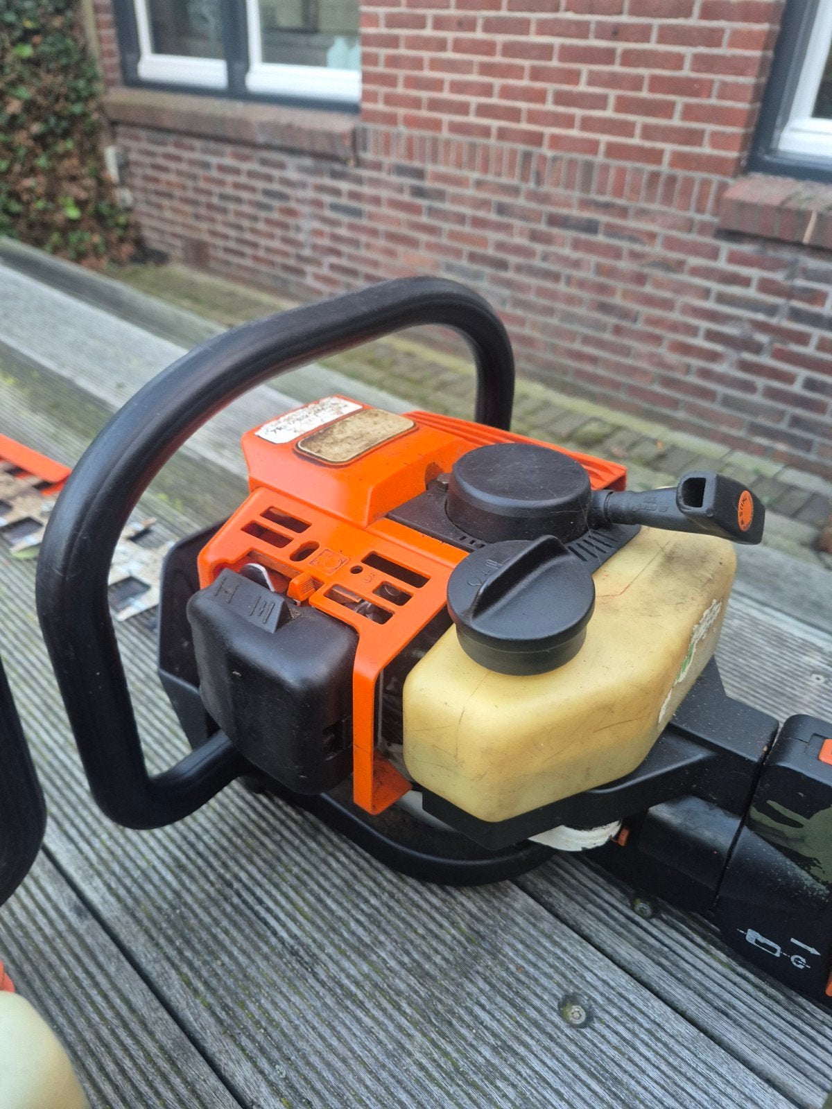 2x Stihl HS 80 Heggenschaar - Benzine, Tuin en Terras, Ophalen, Gebruikt, Benzine, Stihl