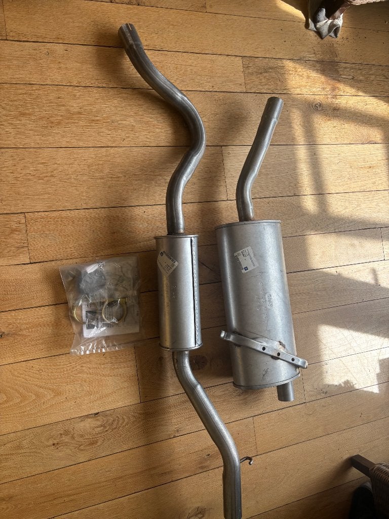 Orgineel Saab 900 classic uitlaatsysteem, Ophalen, Nieuw, Saab