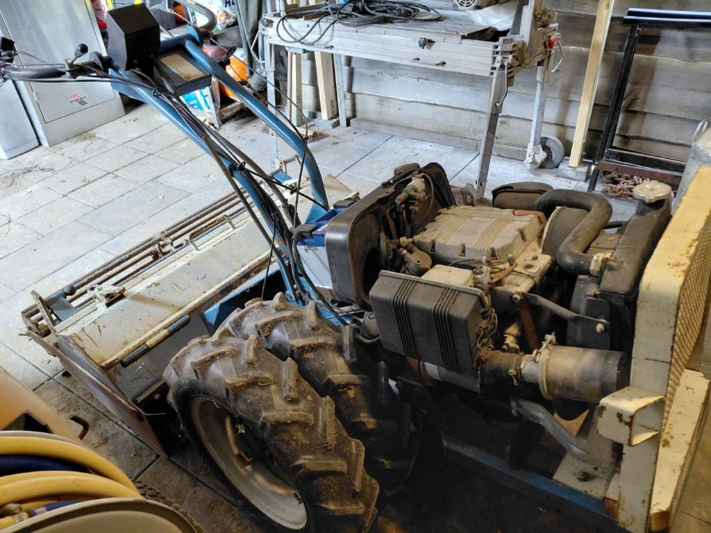 Weterings Nibbi frees met 3 cilinder Lombardini dieselmotor, Ophalen of Verzenden