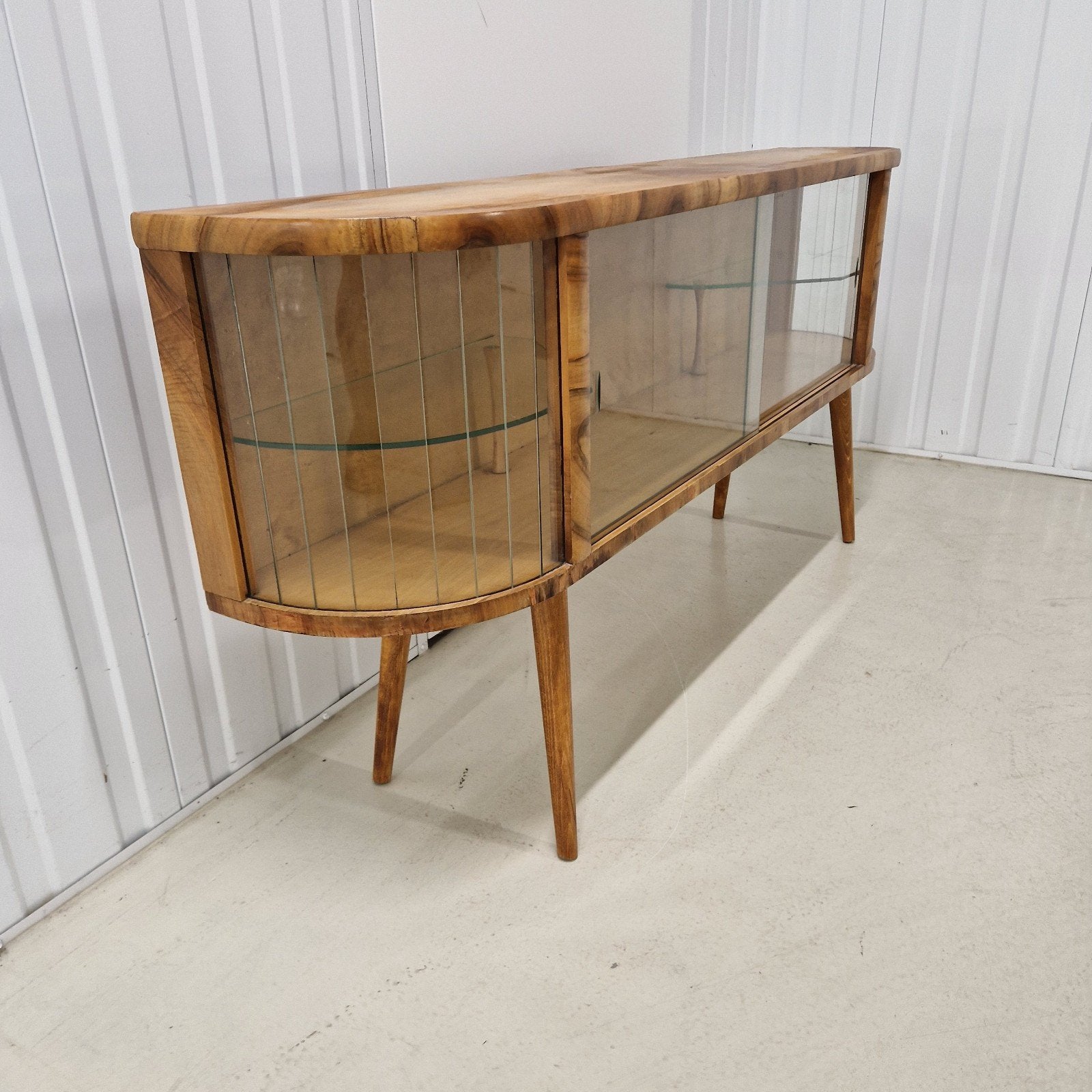 Foto 7 van Vintage Vitrinekast / Dressoir Jaren 5060 Mid-Century Modern