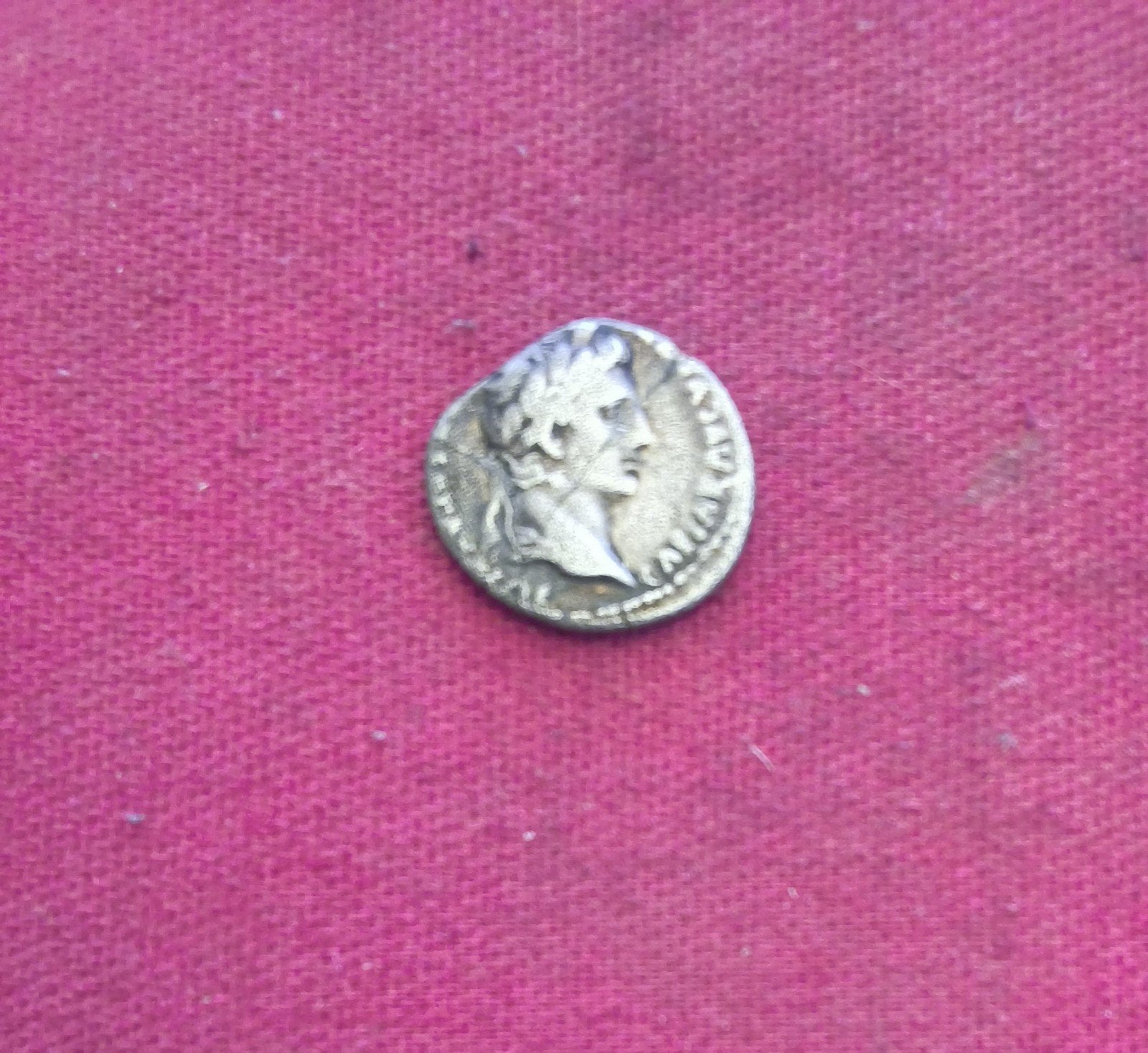 romeinse bodemvondst denarius Augustus lucius caius, Ophalen of Verzenden, Italië, 2 euro