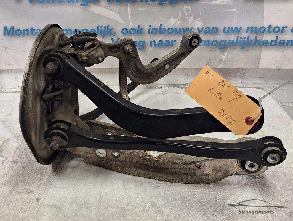 Fusee links achter Audi A4 8W 8W0505435AA, Gebruikt, -, -, -