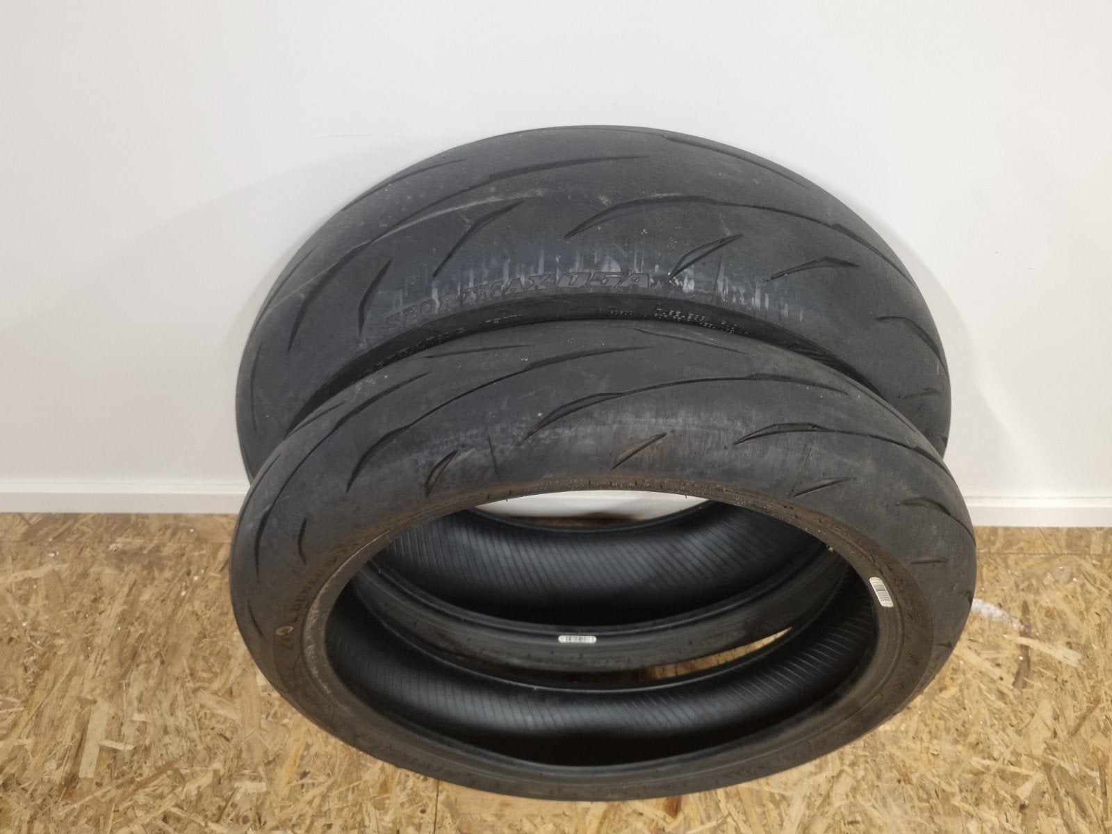Nette set Dunlop Sportmax 05A 180-55-17 & 120-70-17, Ophalen of Verzenden, Gebruikt