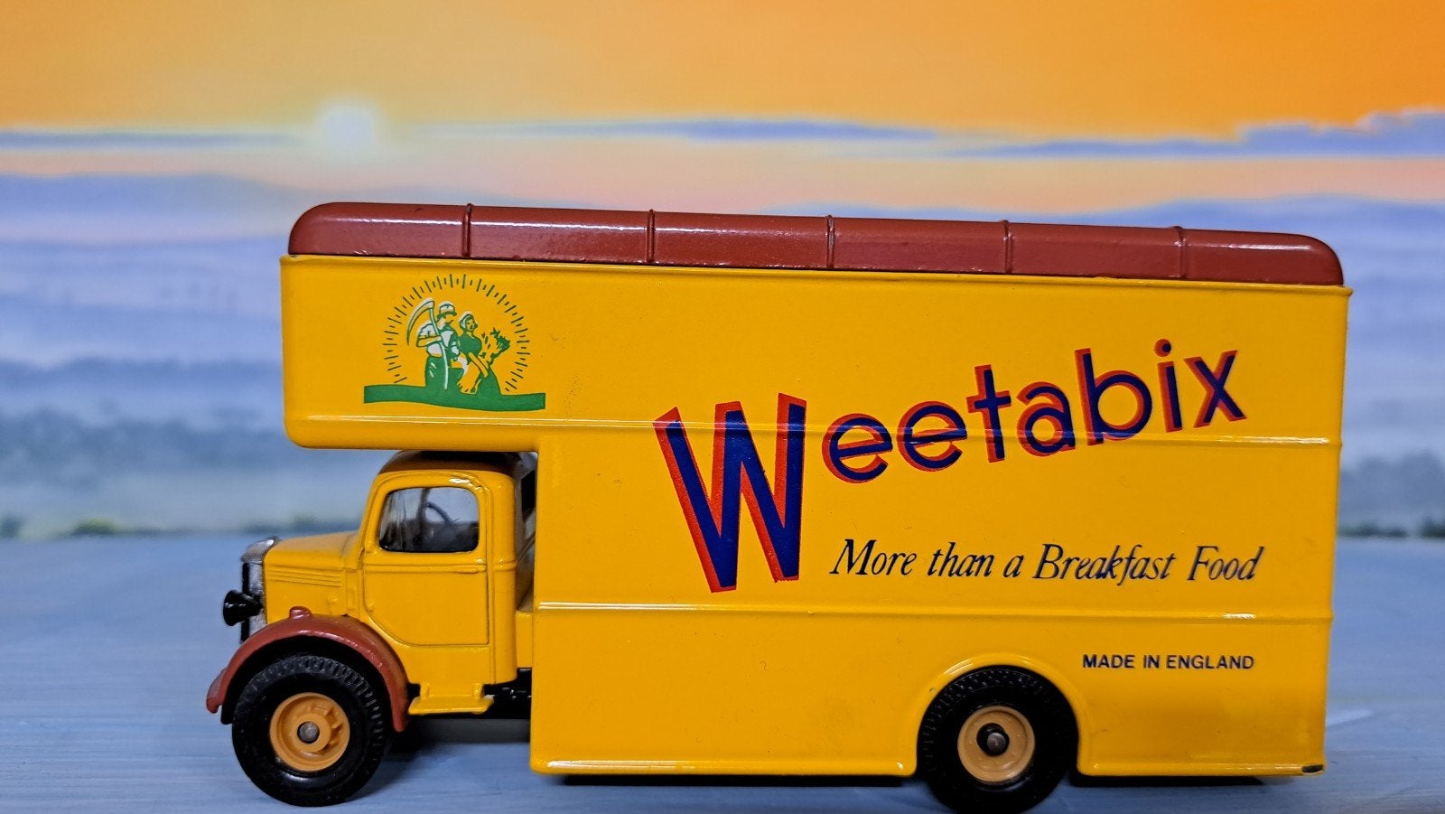 Bedford Weetabix Truck - Zo goed als nieuw, Hobby en Vrije tijd, Modelauto's | 1:50, Ophalen of Verzenden, Zo goed als nieuw, Bus of Vrachtwagen