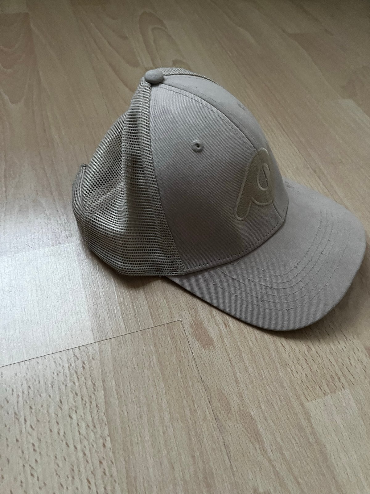 Diverse petten en buckethead, Ophalen, Gedragen, One size fits all, Pet