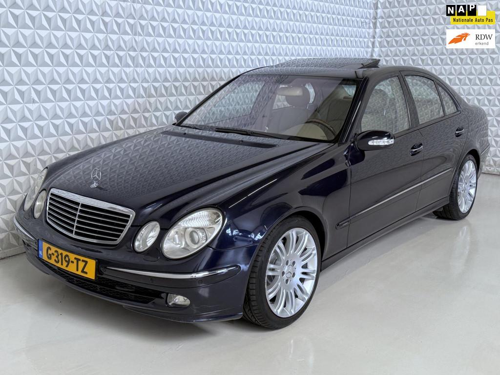 Mercedes-Benz E-klasse 500 ( E500 ) Avantgarde V8 / 195.000k, Auto's, Automaat, Achterwielaandrijving, Gebruikt, 8 cilinders