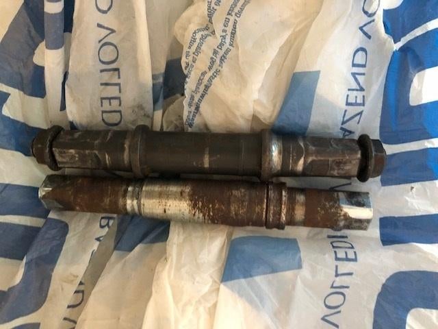 Snelspanner, derailleur, snelsluitermoeren en 8 rembeugels., Fietsen en Brommers, Fietsonderdelen, Ophalen of Verzenden, Gebruikt