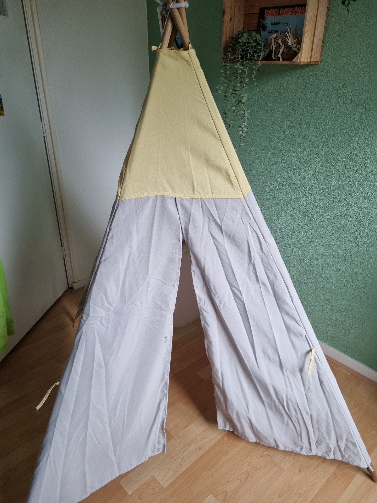 Tipitent Ikea, Ophalen, Hout