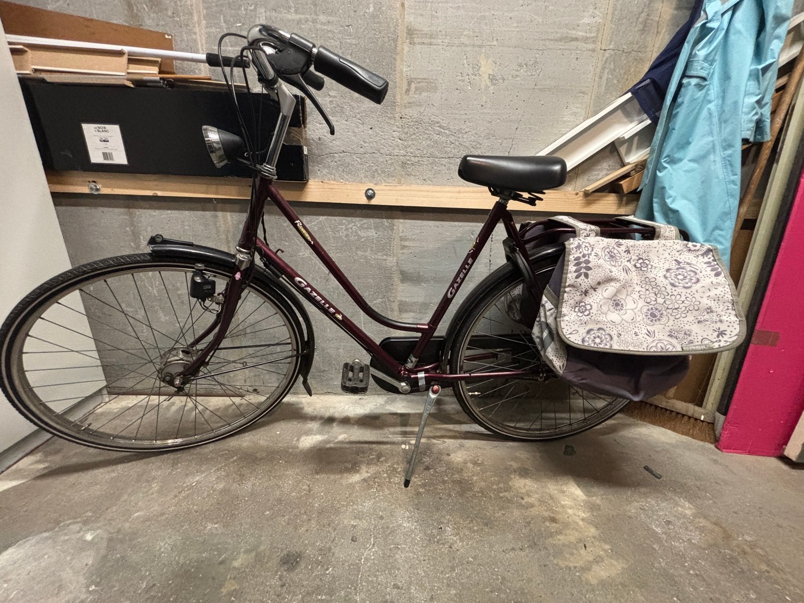 Gazelle Dames fiets in prima staat, 56 cm of meer, Ophalen, Zo goed als nieuw, Versnellingen