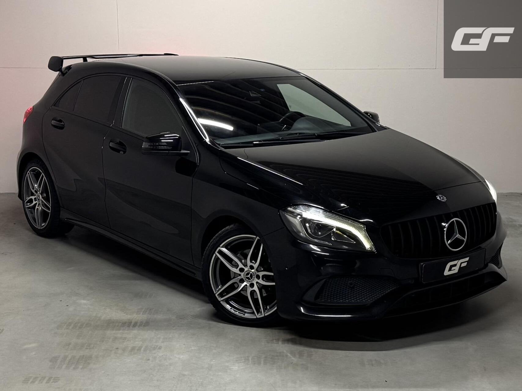 Mercedes A-klasse 200 AMG Carplay Navi Cruise Stoelver. Clim, Gebruikt, Met garantie (alle), 1595 cc, Bedrijf