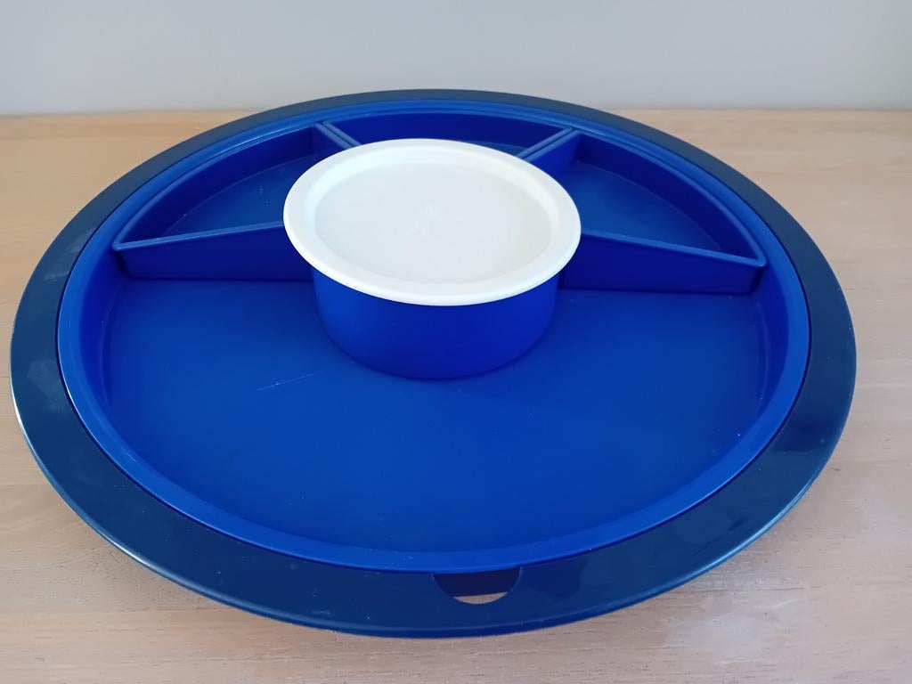 Partyschaal  met verschillende serveer mogelijkheden., Huis en Inrichting, Keuken | Tupperware, Ophalen of Verzenden, Zo goed als nieuw
