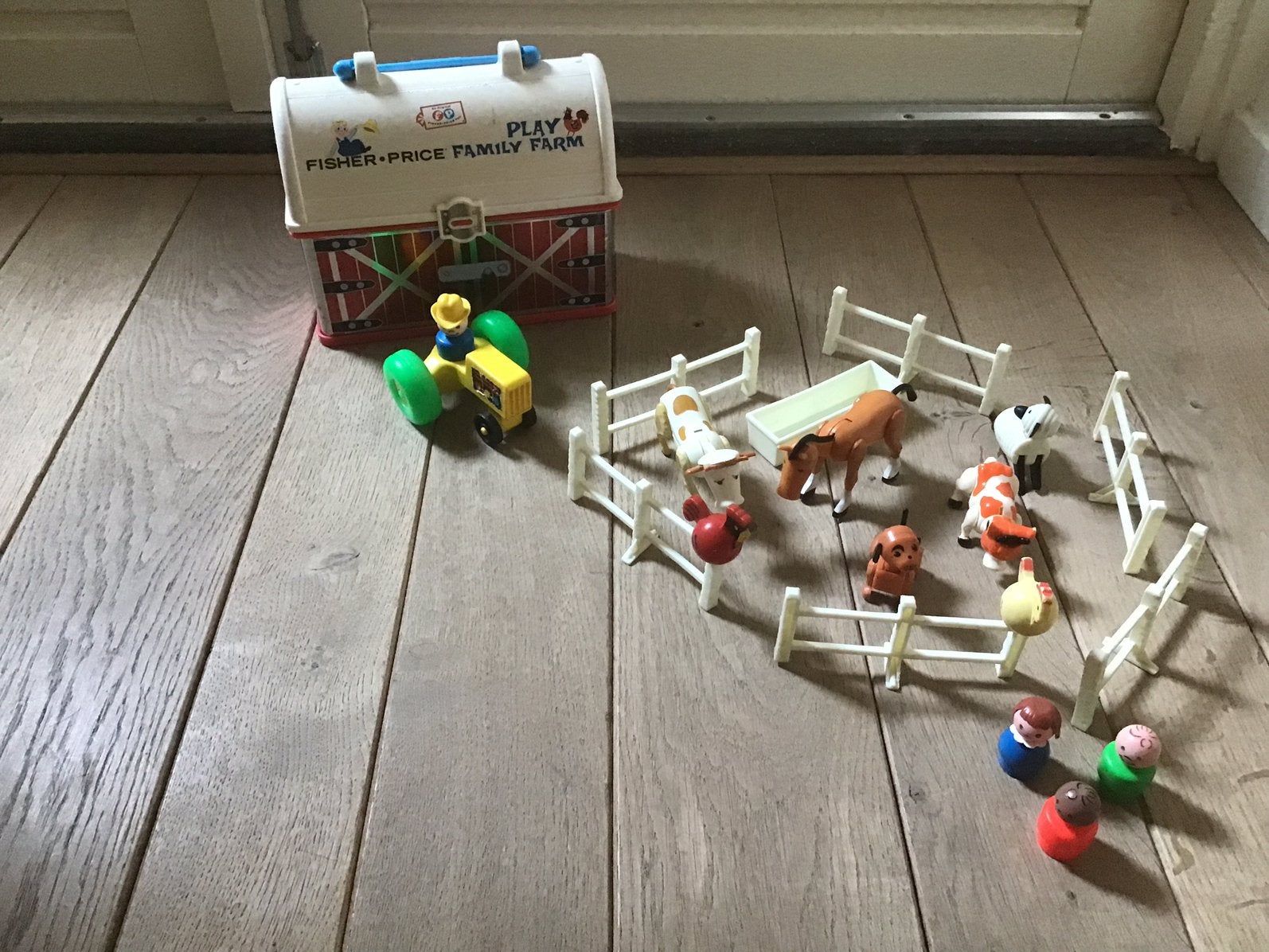 Fisher Price boerderij/Family Farm in de vorm van een lunch-, Kinderen en Baby's, Speelgoed | Fisher-Price, Ophalen of Verzenden
