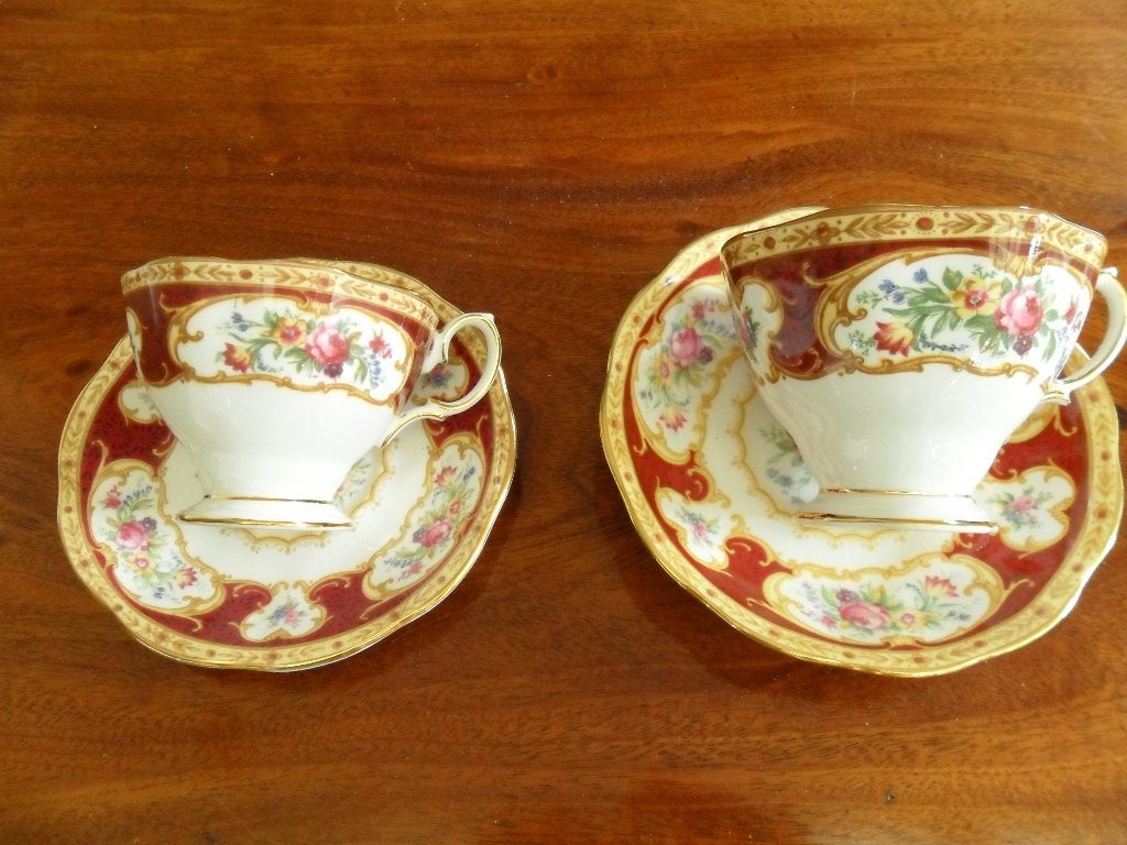 Royal Albert Lady Hamilton kop en schotel, Ophalen of Verzenden