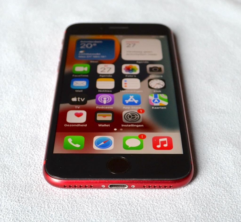 iPhone SE 2020 256GB Rood: nieuwe batterij, garantie, Telecommunicatie, Mobiele telefoons | Apple iPhone, 256 GB, Apple, USA, Zo goed als nieuw