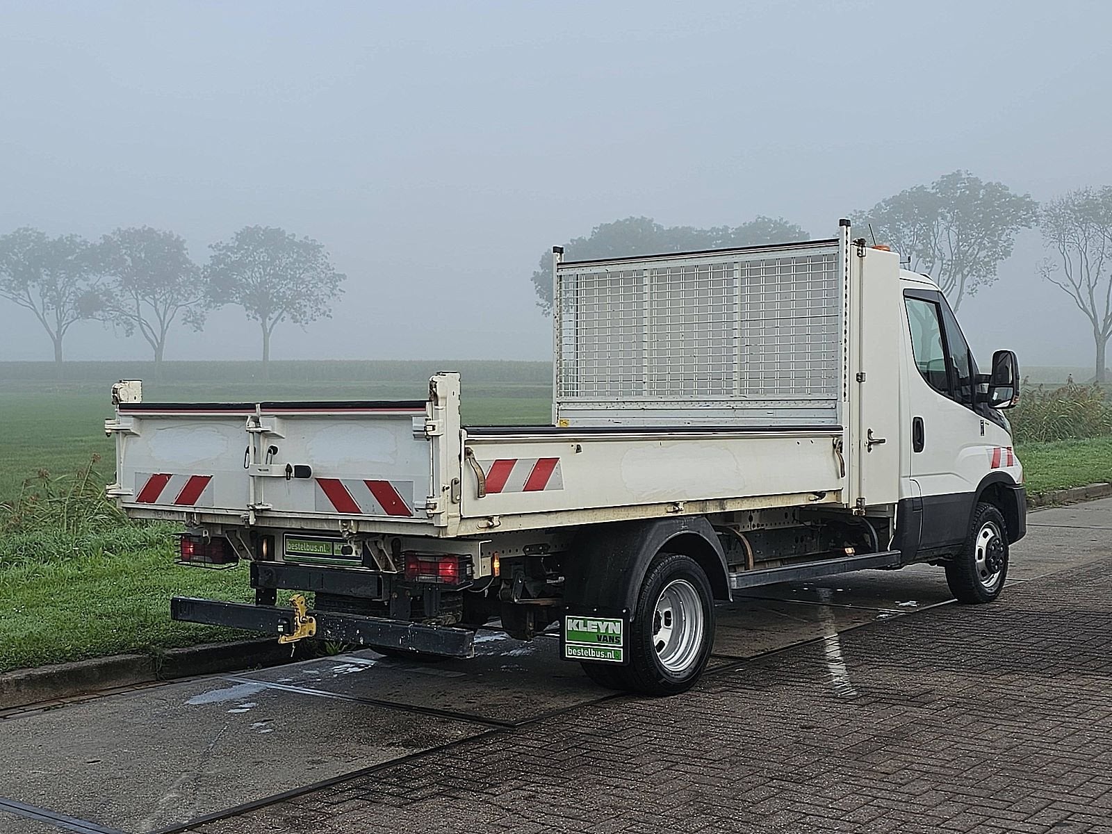 IVECO DAILY 35C16 3.0ltr kipper kist !, Auto's, Gebruikt, Euro 6, 156 pk, Iveco