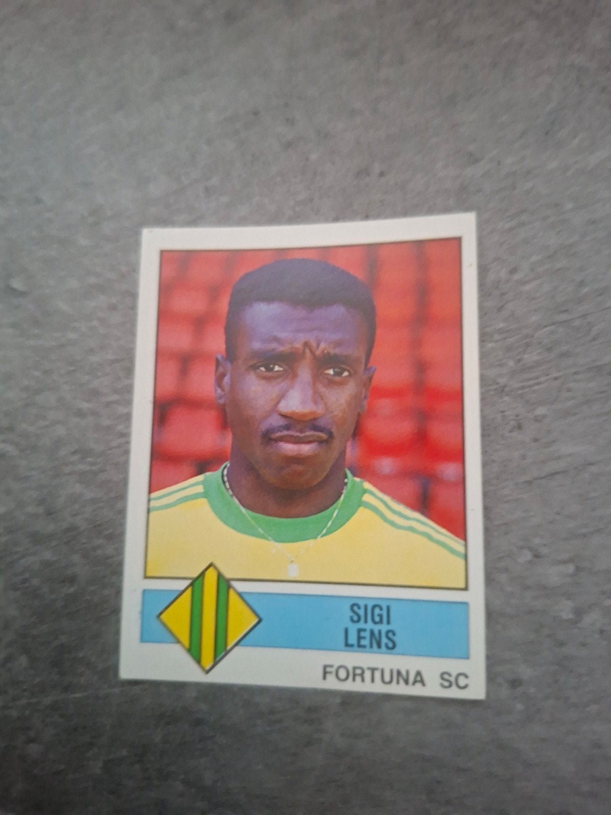 Panini sticker Voetbal 87. Sigi Lens Fortuna SC., Ophalen of Verzenden, Zo goed als nieuw, Sticker