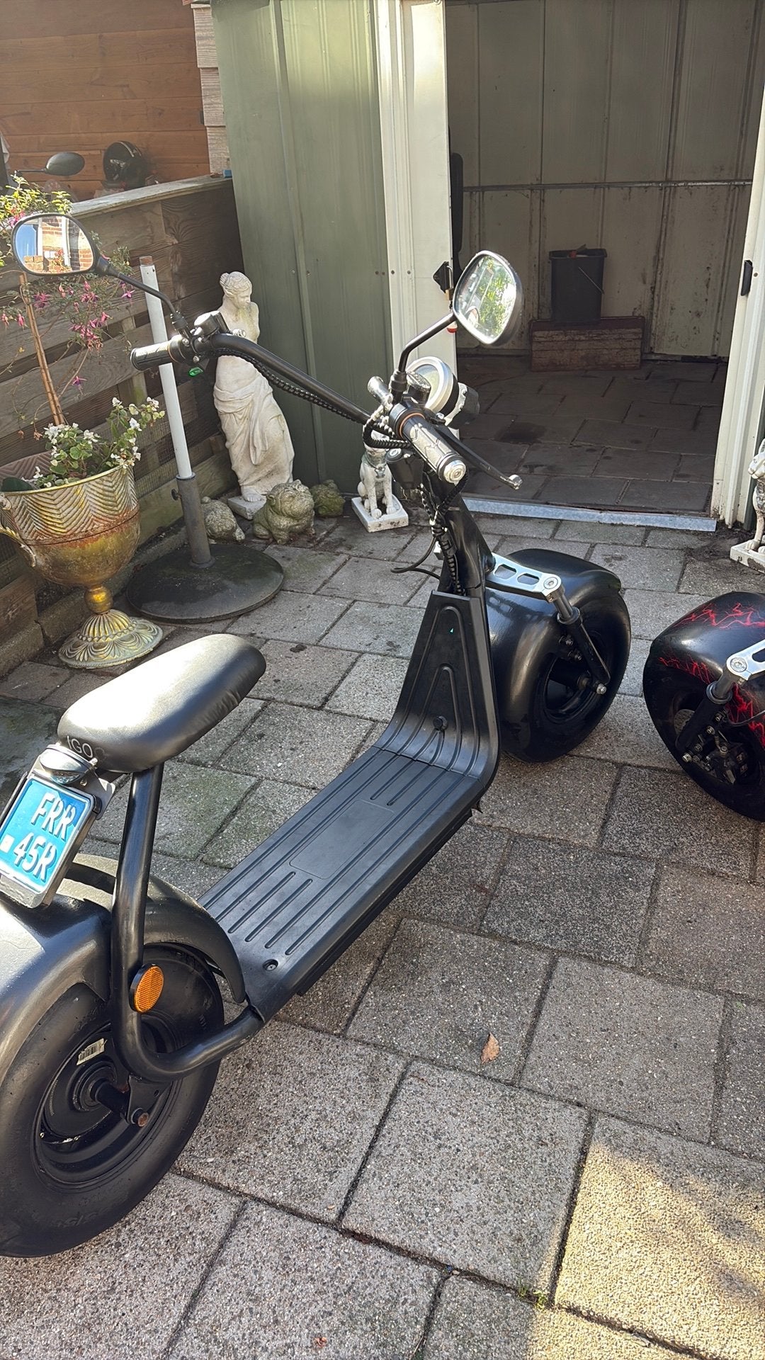 Twee elektrische E -choppers, Elektrisch, Zo goed als nieuw, Ophalen, Overige merken