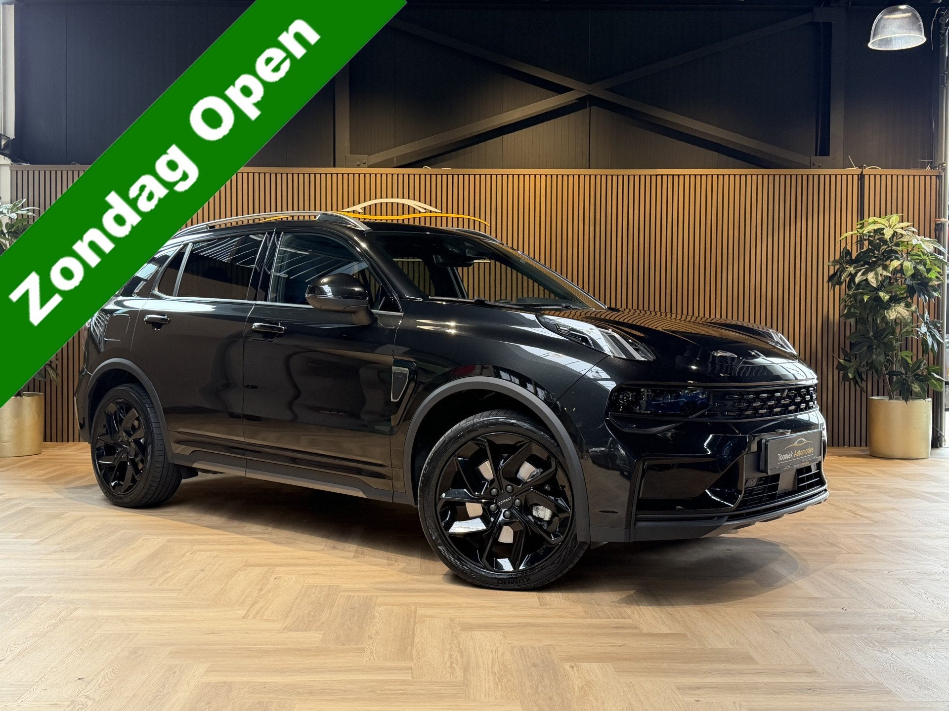 Lynk & Co 01 1.5 BLACK EDITION | FULL OPTIONS | NIEUW MODEL, Auto's, Zwart, Bedrijf, 1854 kg, Hybride Elektrisch/Benzine