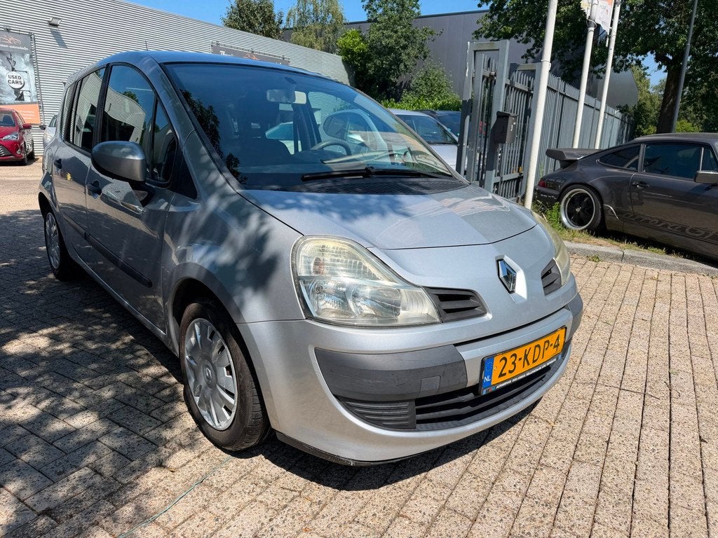 Renault Grand Modus 1.2 TCE Expression nette auto !, airco,, Auto's, Renault, Voorwielaandrijving, 4 cilinders, 49 €/maand, Origineel Nederlands