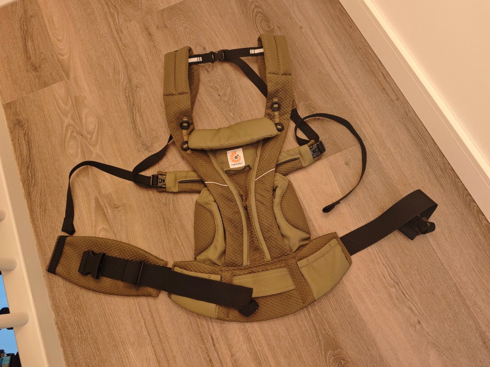 Ergobaby Omni Breeze Draagzak - Olive Green, Kinderen en Baby's, Babydragers en Draagdoeken, Overige merken, Ophalen of Verzenden