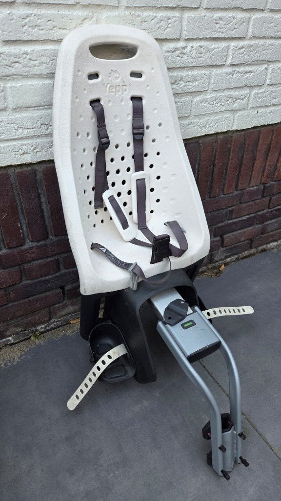 Yepp Maxi Fietsstoeltjes met Zadelbuis bevestiging, Ophalen, Achterzitje, Voetsteuntjes, Yepp