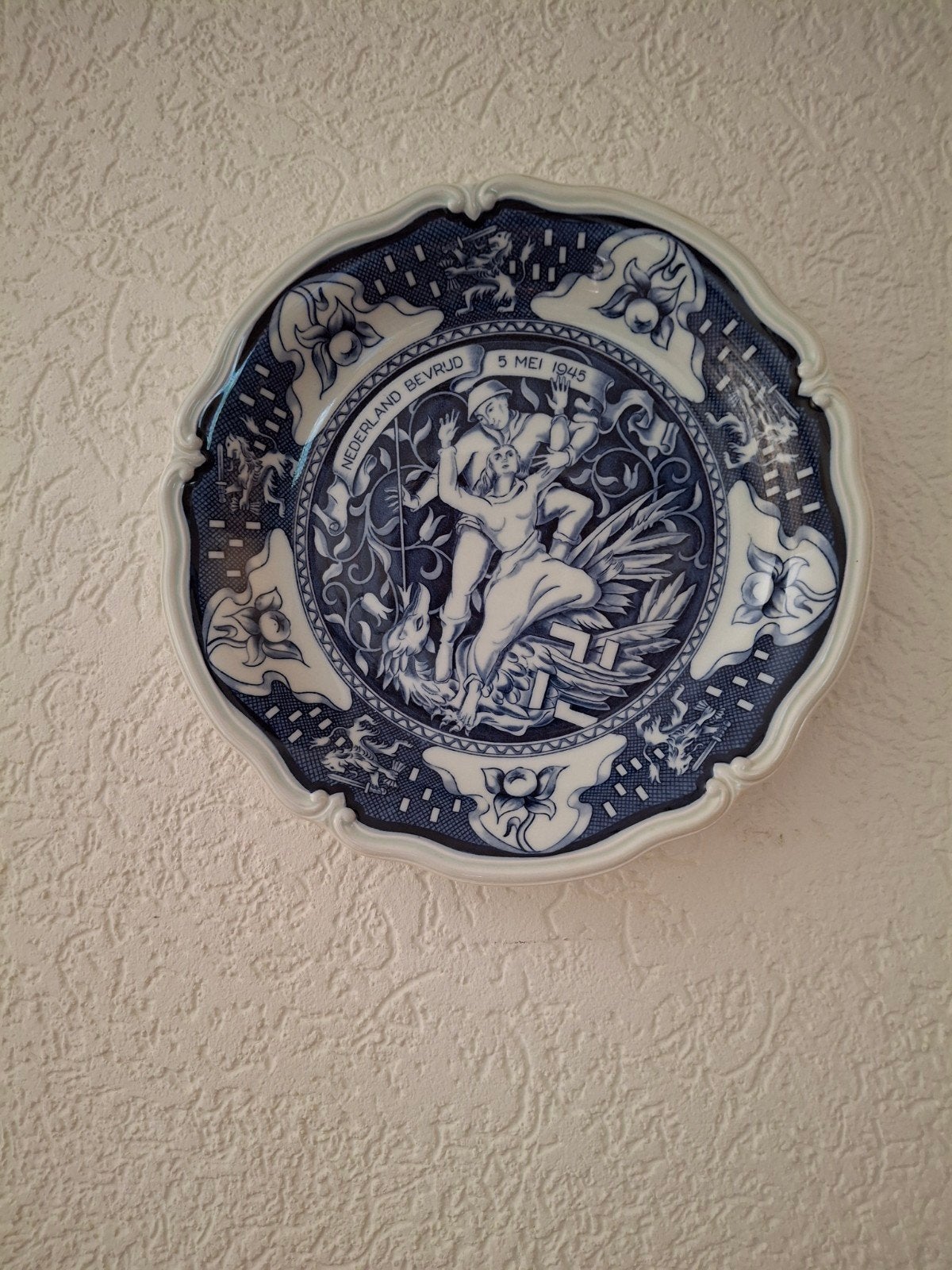 Petrus ragout Maastricht bord., Antiek en Kunst, Ophalen of Verzenden
