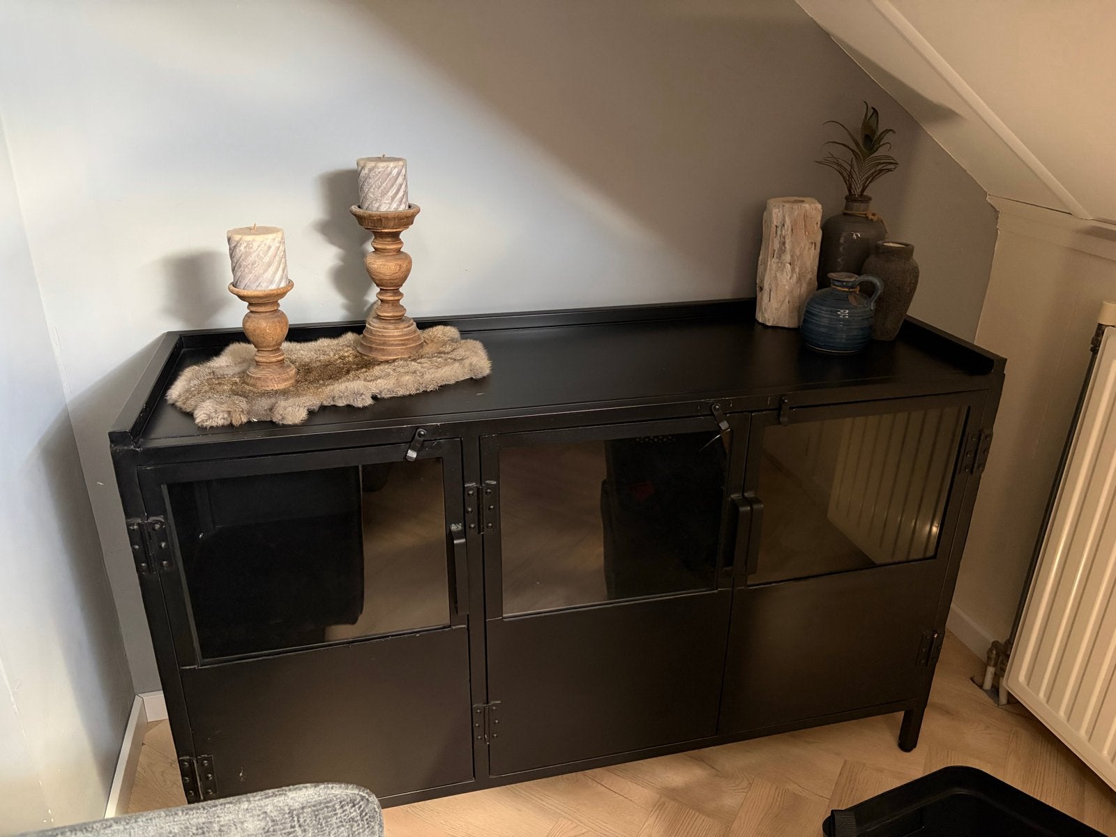 dressoir/commode metaal met glazen deuren, Ophalen, Gebruikt, 100 tot 150 cm, Metaal