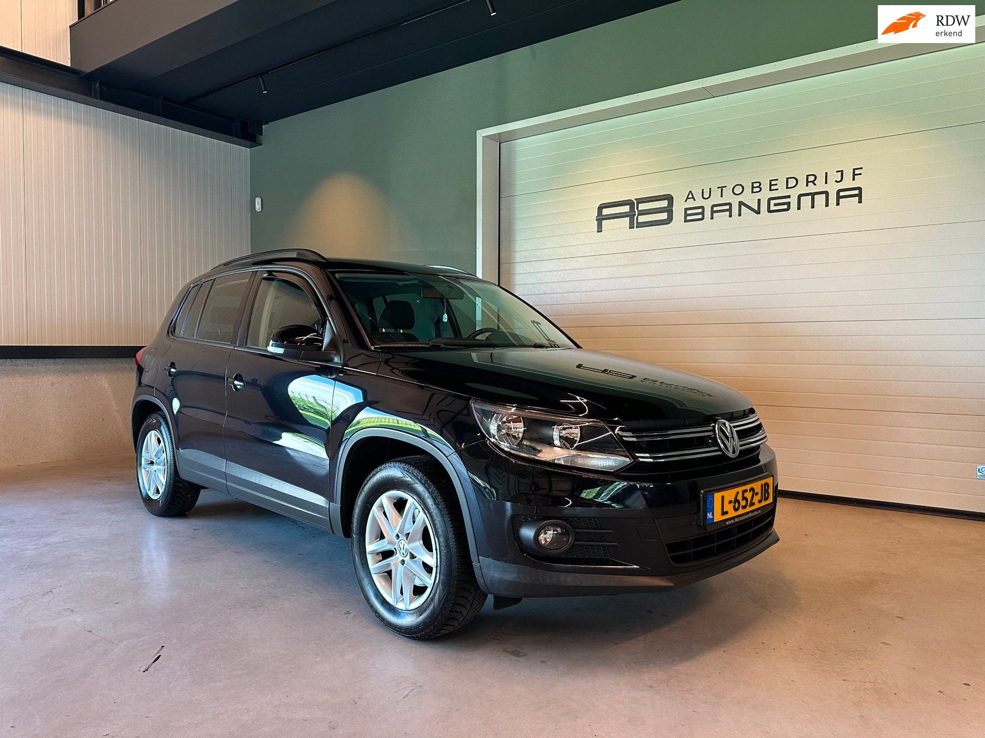Volkswagen Tiguan 1.4 TSI SPORT&STYLE-uitv|CLIMA AIRCO|CRUIS, Auto's, Voorwielaandrijving, Gebruikt, 4 cilinders, Met garantie (alle)