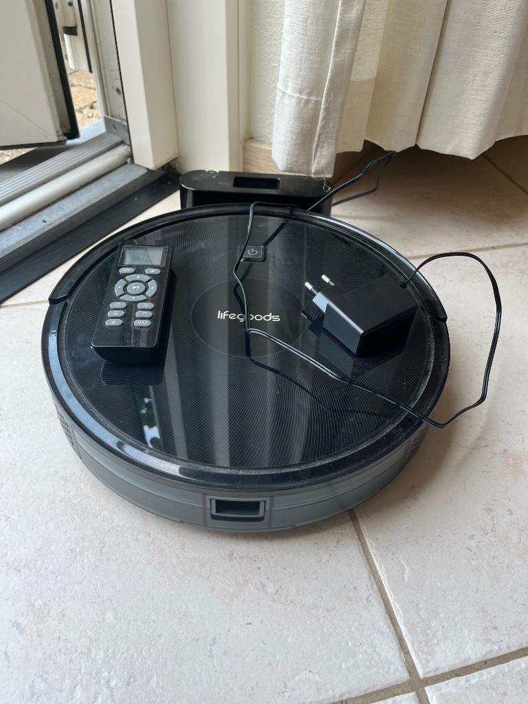 Robotstofzuiger Lifegoods LG1101, Witgoed en Apparatuur, Stofzuigers, Gebruikt, Robotstofzuiger, Reservoir, Ophalen