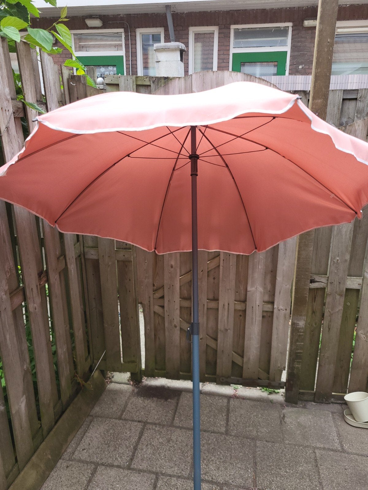 Roze stokparasol - ideaal voor tuin of strand, Ophalen, Gebruikt, 1 tot 2 meter, Stokparasol