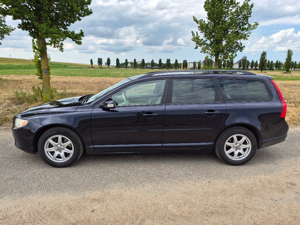 Volvo V70 2.5 T 147KW 2007 Blauw NAP, Auto's, Volvo, Voorwielaandrijving, 1800 kg, 1573 kg, Blauw