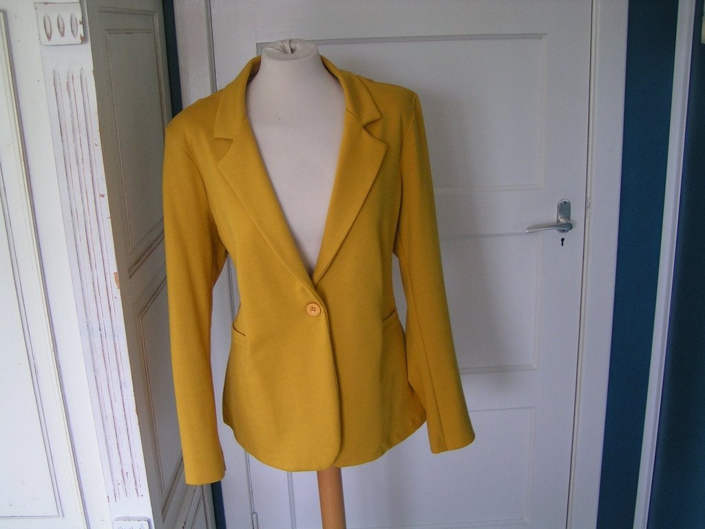 Prachtig Nieuw Jasje van Miss Etam maat 44-46, Ophalen of Verzenden, Nieuw, Maat 42/44 (L), Overige kleuren
