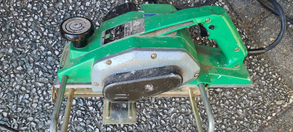 Hitachi schaafmachine incl metalen koffer, Ophalen, Zo goed als nieuw, Elektrisch