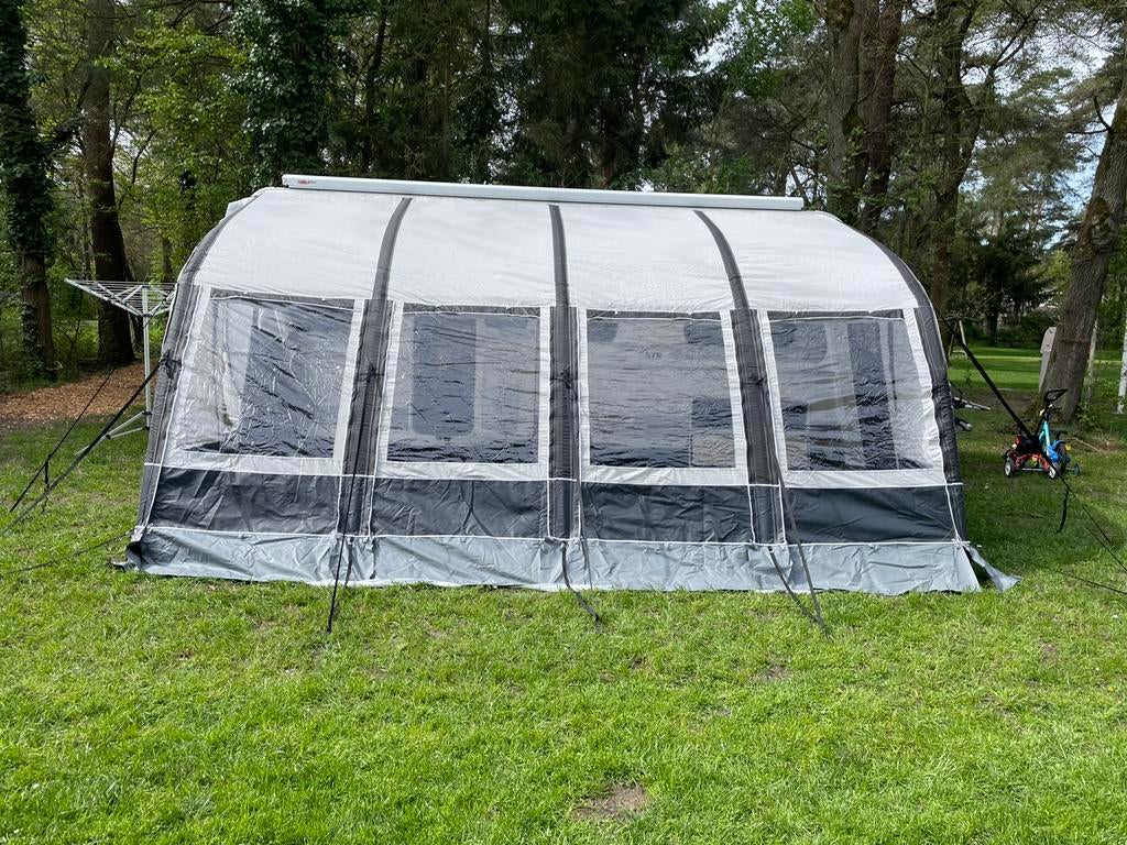 Dorema magnum opblaasbare voortent, Ophalen of Verzenden, Zo goed als nieuw, Tot en met 4