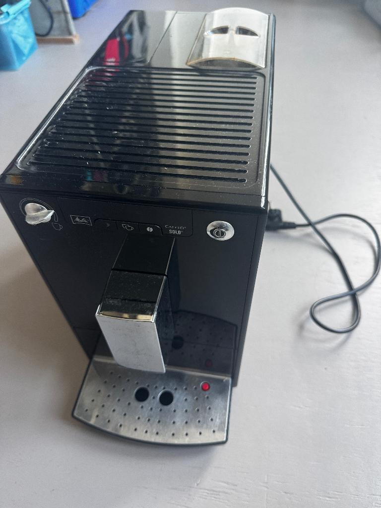 Melitta Caffeo Solo volautomatische koffiemachine (kapot), Witgoed en Apparatuur, Koffiezetapparaten, Ophalen, Koffiemachine, Koffiebonen