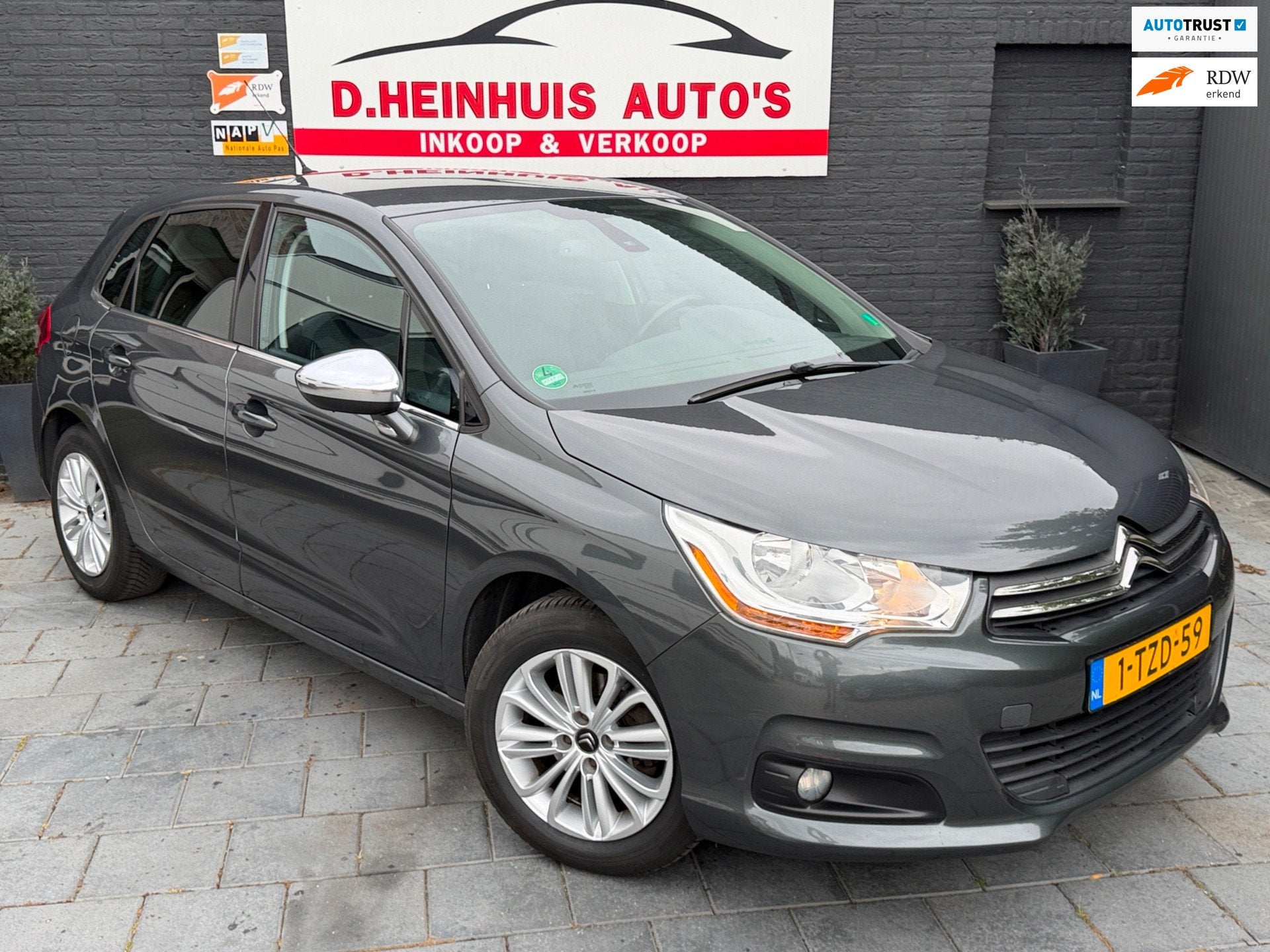 Citroen C4 1.2 PureTech Exclusive, 1199 cc, Met garantie (alle), Origineel Nederlands, Bedrijf